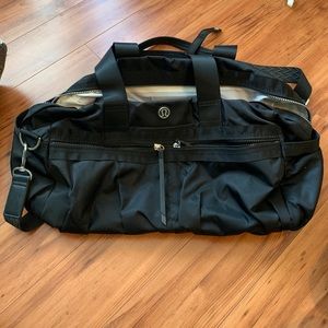 lulu lemon duffel bag